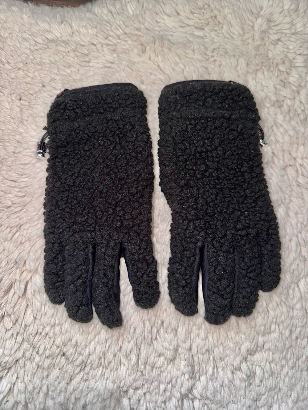 Lululemon Women's Size M/L Black Textured Fleece Gloves Wrist Length